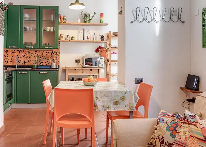 Gardenhousefirenze Familiare A 10 Min Dal Centro, Possibilita Parcheggio-Careggi